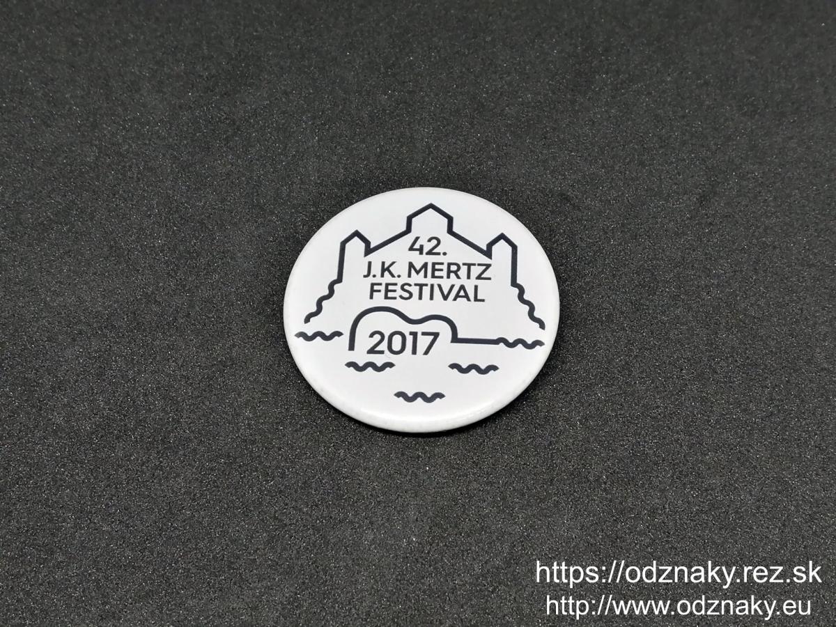 Odznaky na festival J.K.Mertz